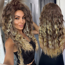 Long wavy synthetic wig